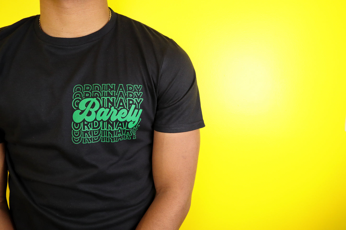 Barely "Postcard" Tee (Blk/Grn)