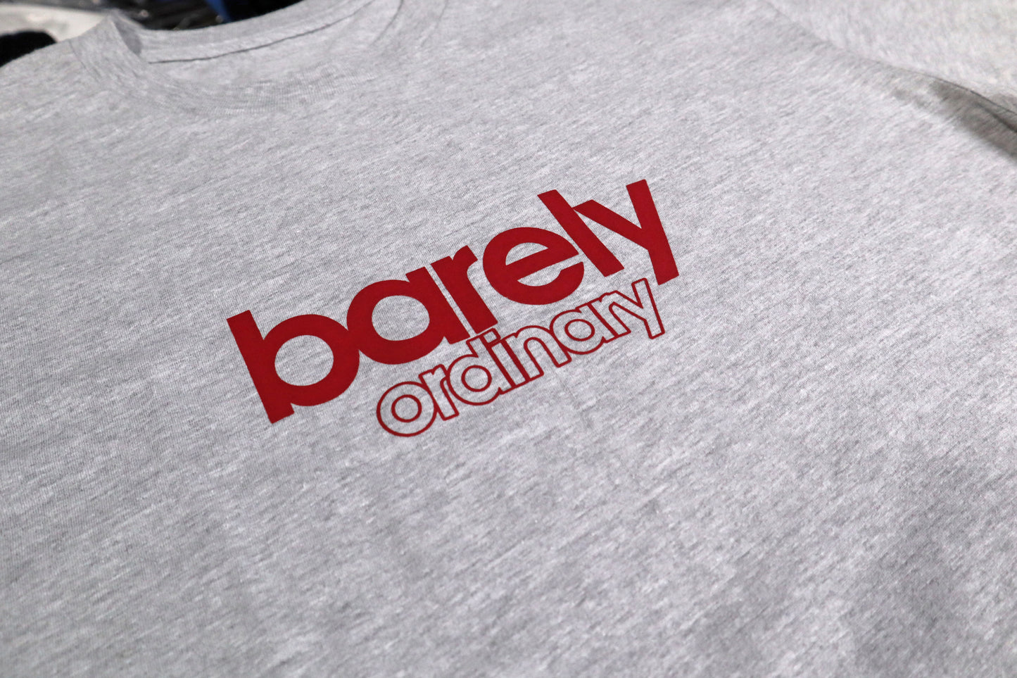 Barely "Stamped" Logo Tee (Gry/Burg)