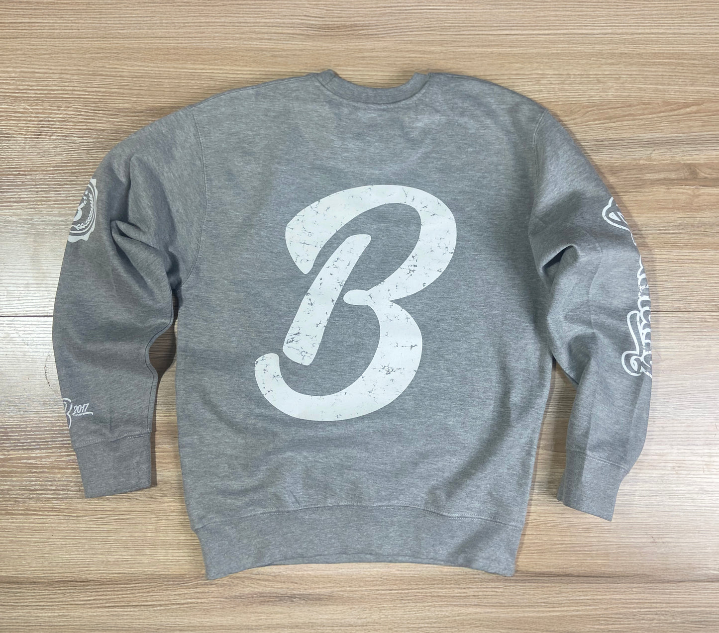 Barely "Big B" Logo Crew Neck Sweatshirt (Gry/Wht)