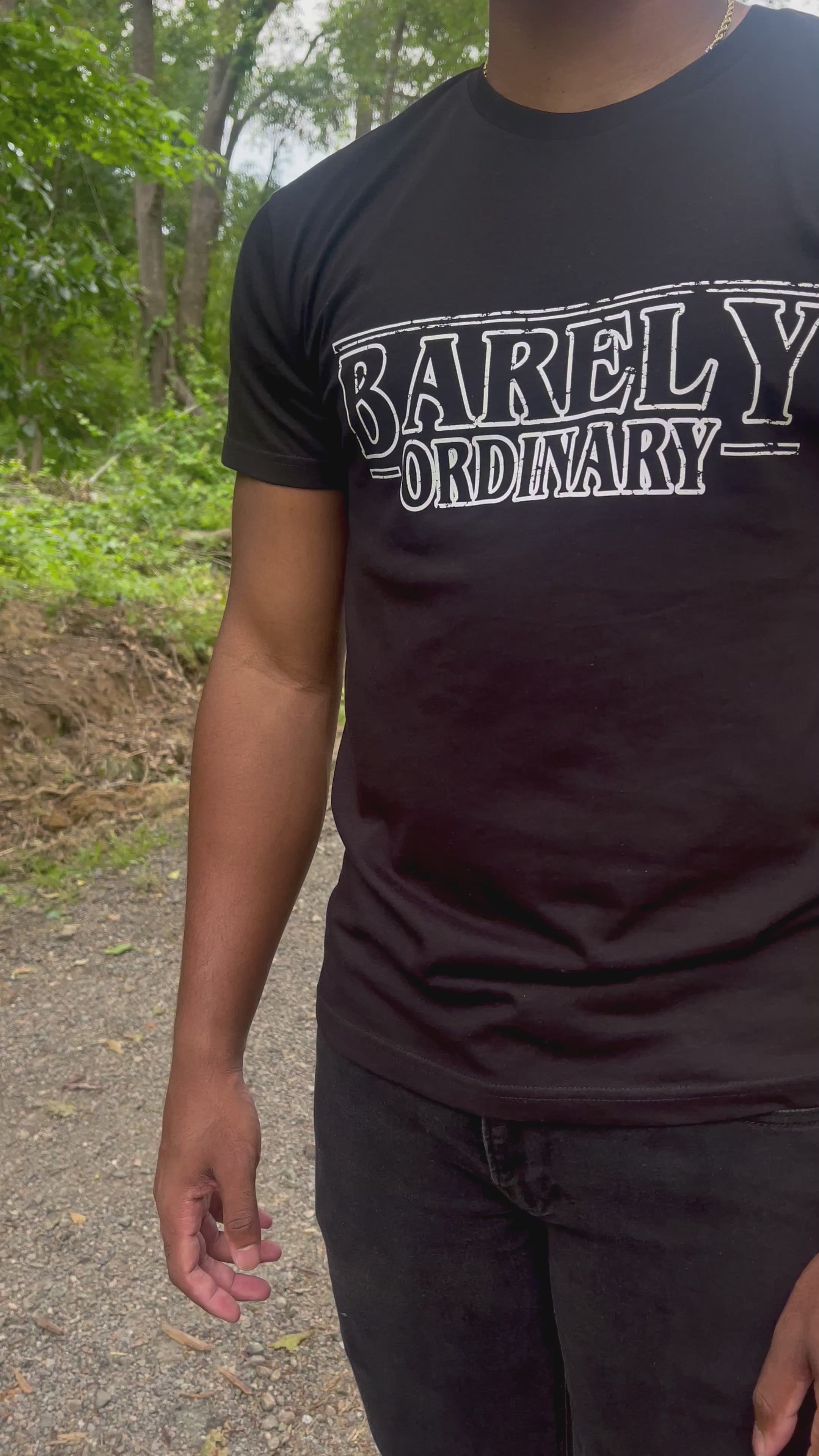 Barely "Stranger" Tee Blk