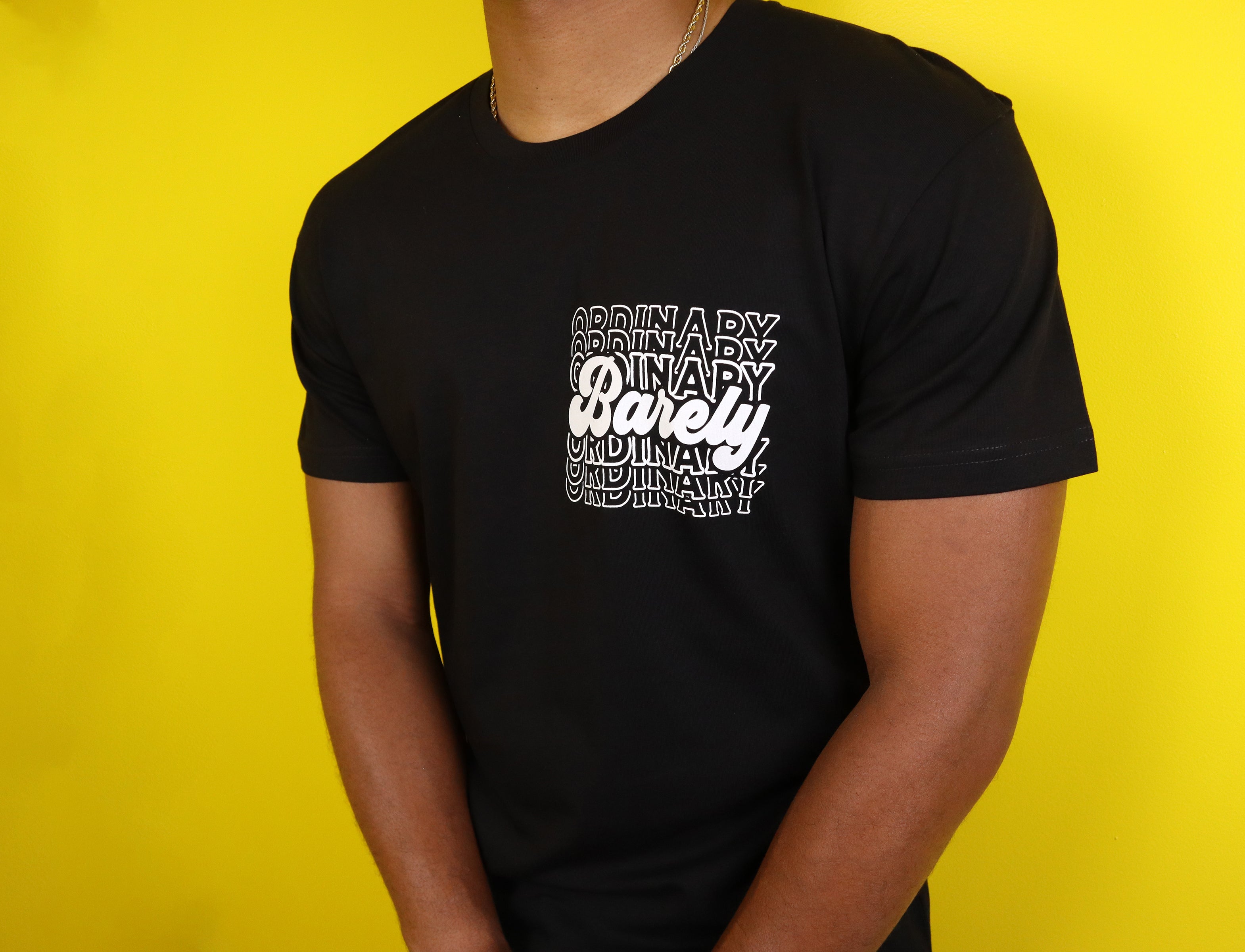 Barely "Postcard" Tee (Blk/Wht)