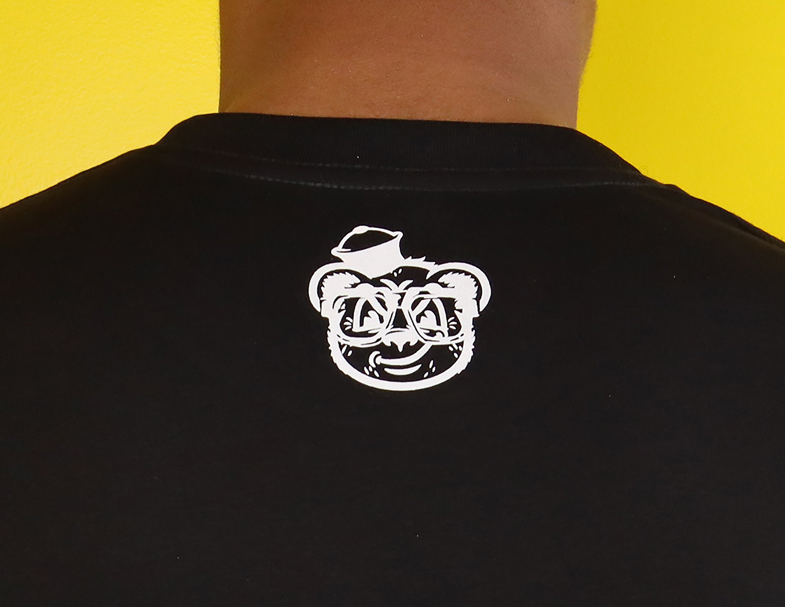 Barely "Postcard" Tee (Blk/Wht)
